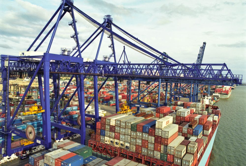 5 top tips when using a freight forwarder for the first time
